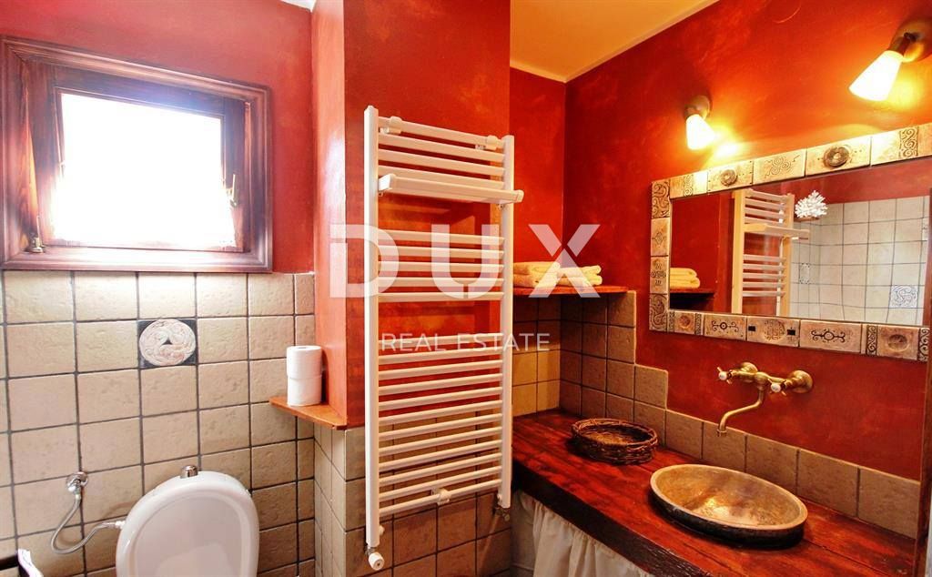 ISTRIA, ŽMINJ - Autentica casa in pietra istriana con piscina
