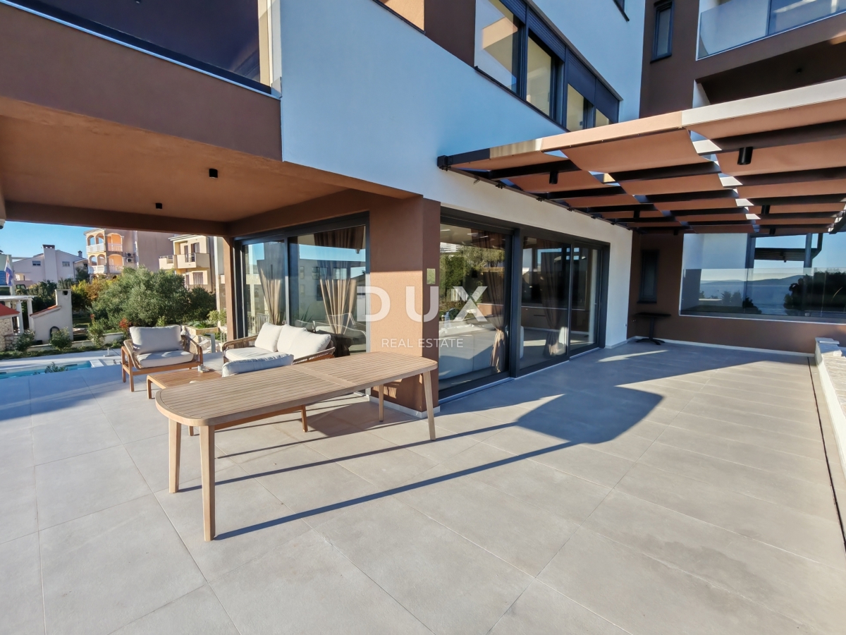 ZADAR, KOŽINO - Lussuoso appartamento a 100 metri dalla spiaggia, con piscina riscaldata e vista mare! 4 camere da letto! S1