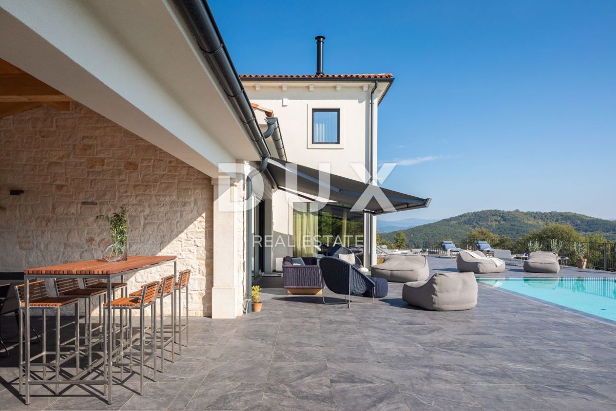 Casa Rakotule, Karojba, 435m2
