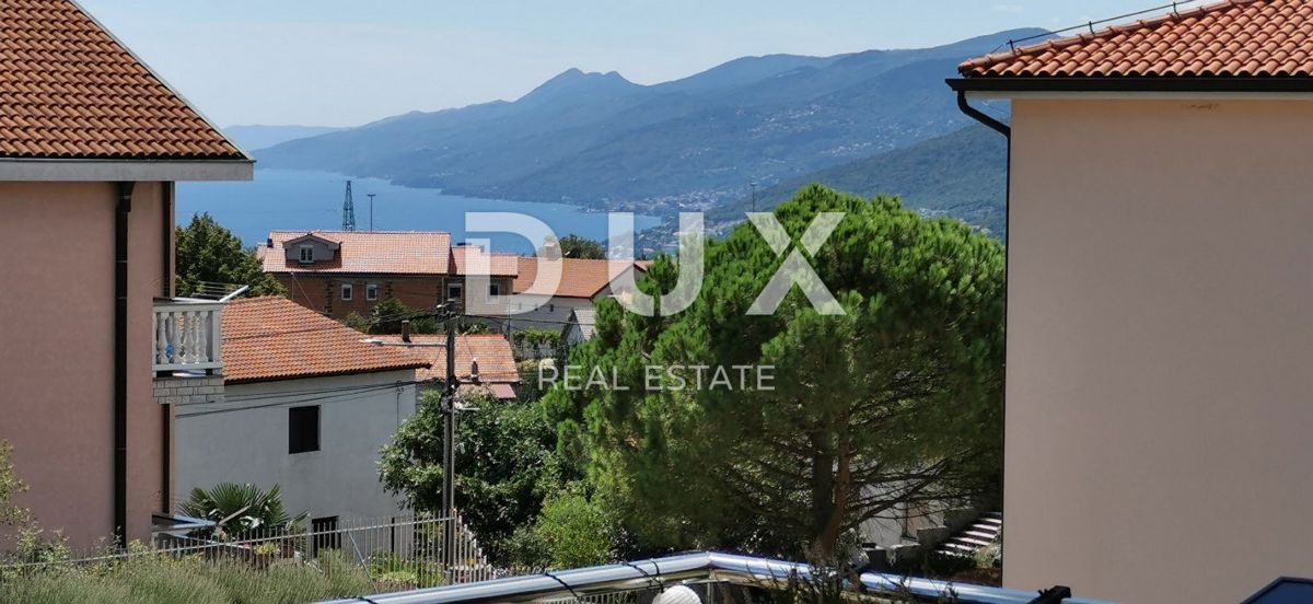 KASTAV - attico di lusso con vista mare