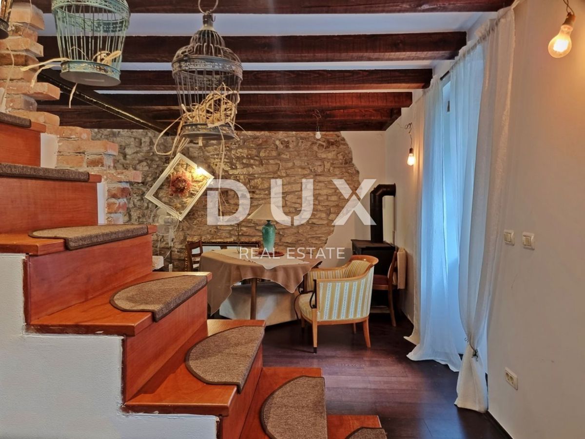 ISTRIA, MEDULINO - Casa in pietra a 500 m dal mare