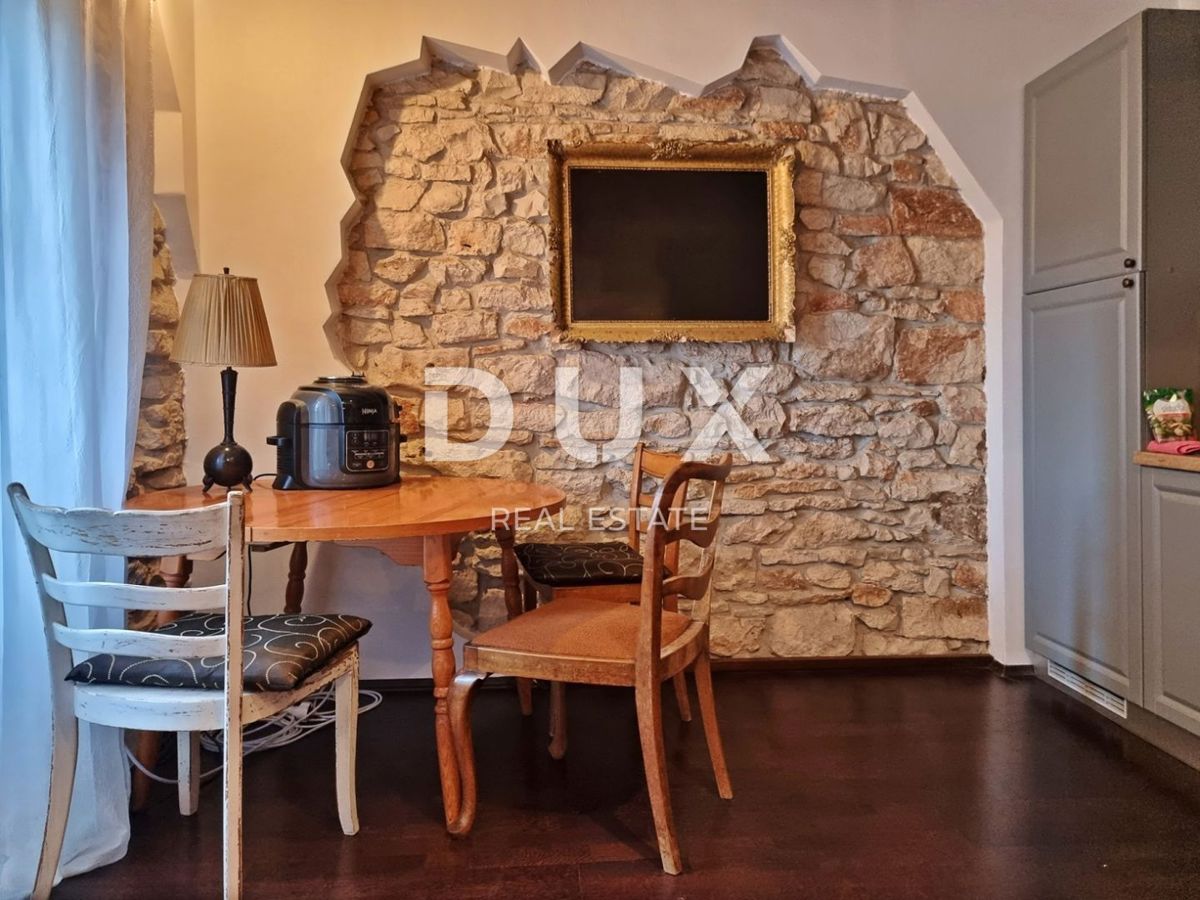 ISTRIA, MEDULINO - Casa in pietra a 500 m dal mare