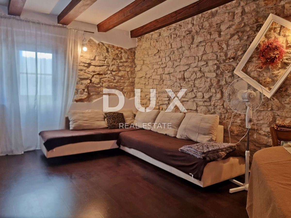 ISTRIA, MEDULINO - Casa in pietra a 500 m dal mare
