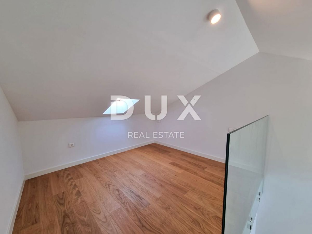 ISTRIA, PARENZO - Appartamento duplex recentemente ristrutturato