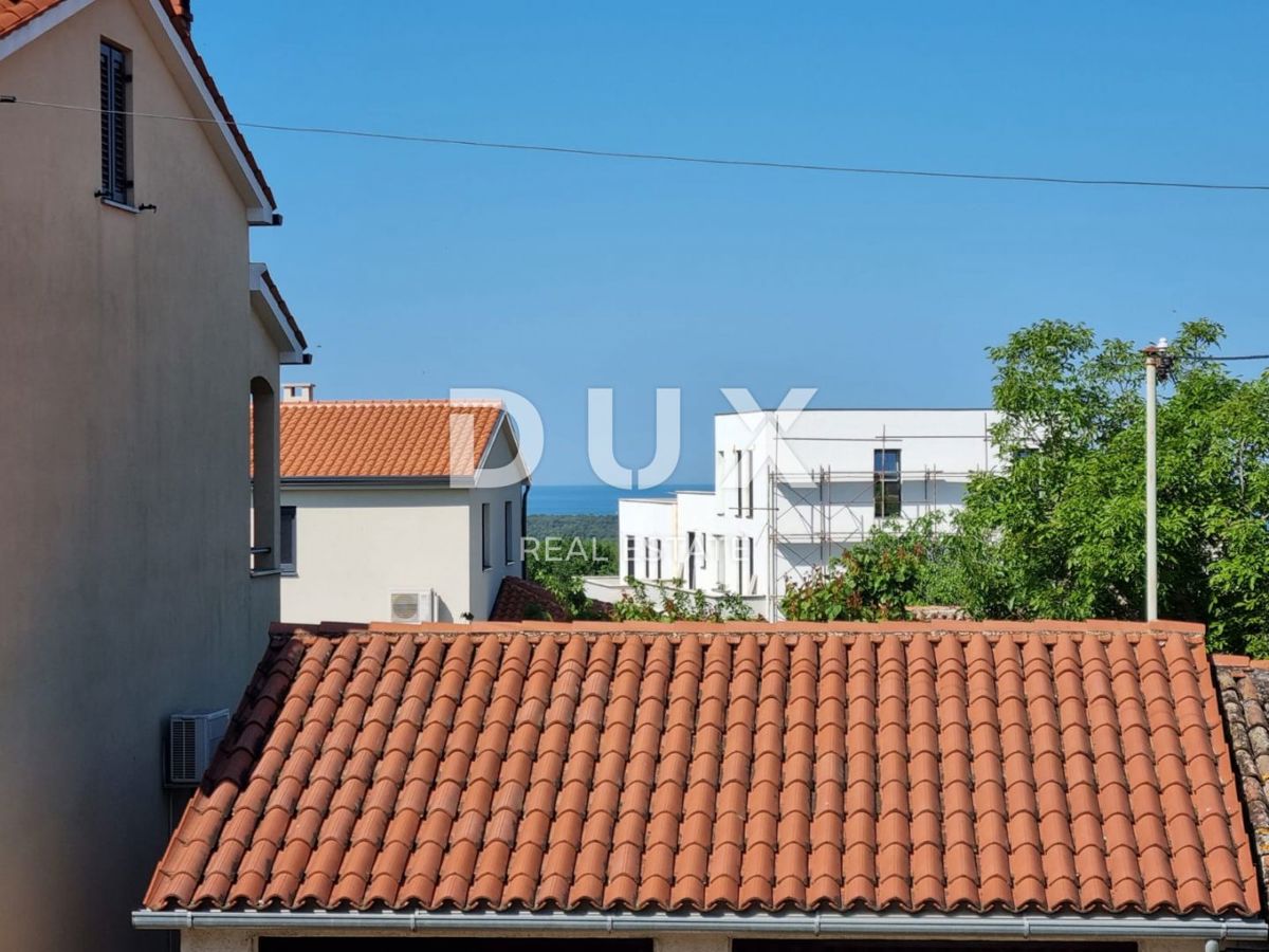 ISTRIA, PARENZO - Appartamento duplex recentemente ristrutturato
