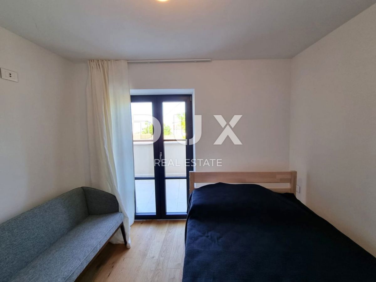 ISTRIA, PARENZO - Appartamento duplex recentemente ristrutturato