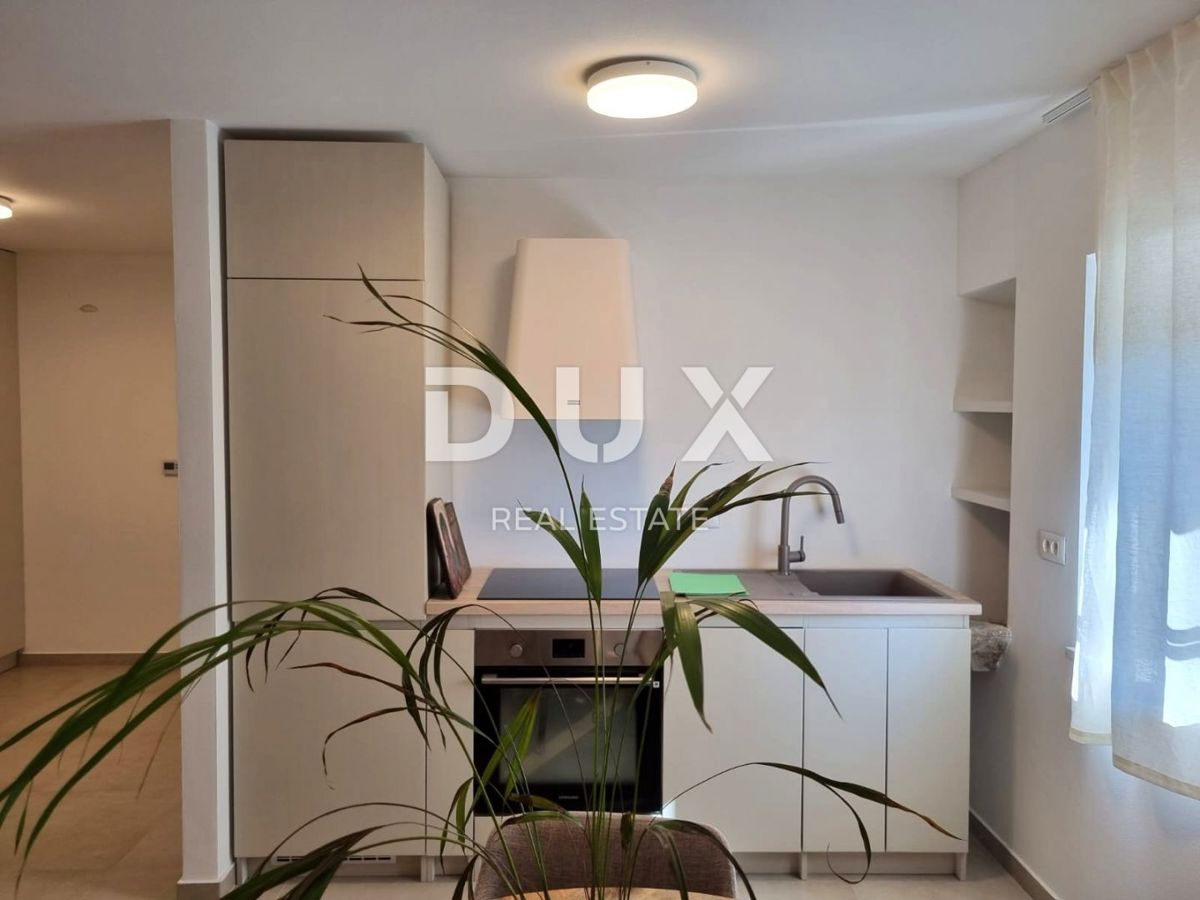 ISTRIA, PARENZO - Appartamento duplex recentemente ristrutturato