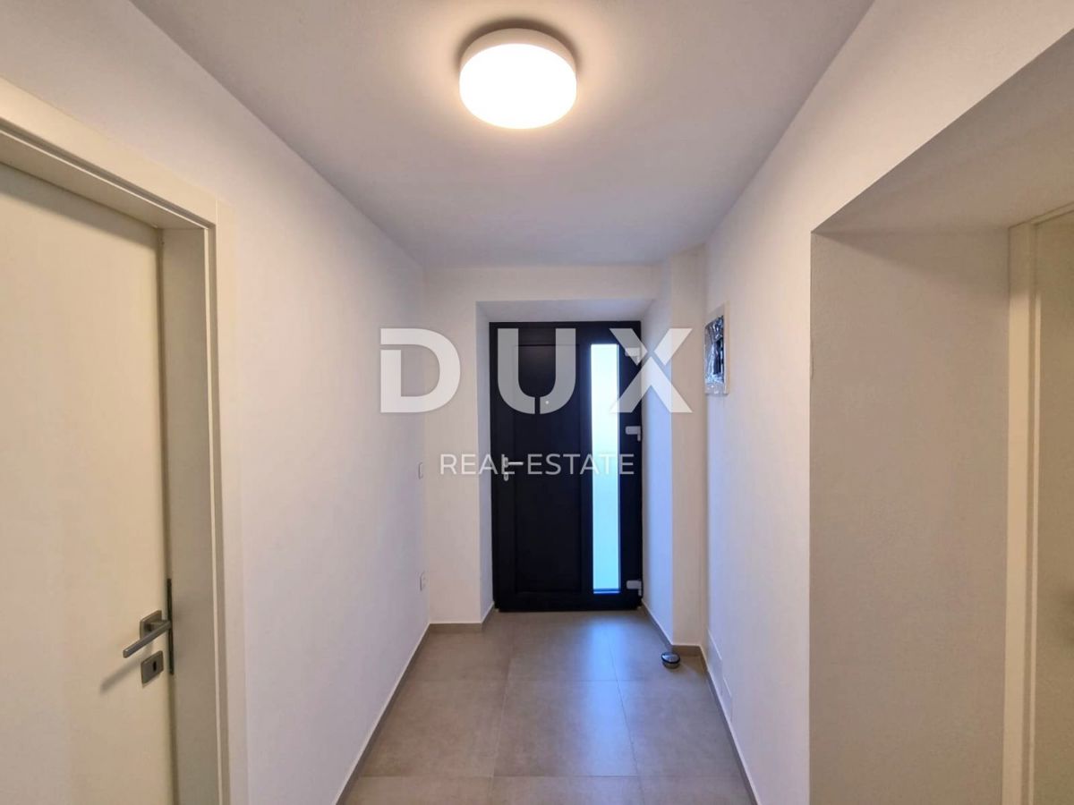ISTRIA, PARENZO - Appartamento duplex recentemente ristrutturato