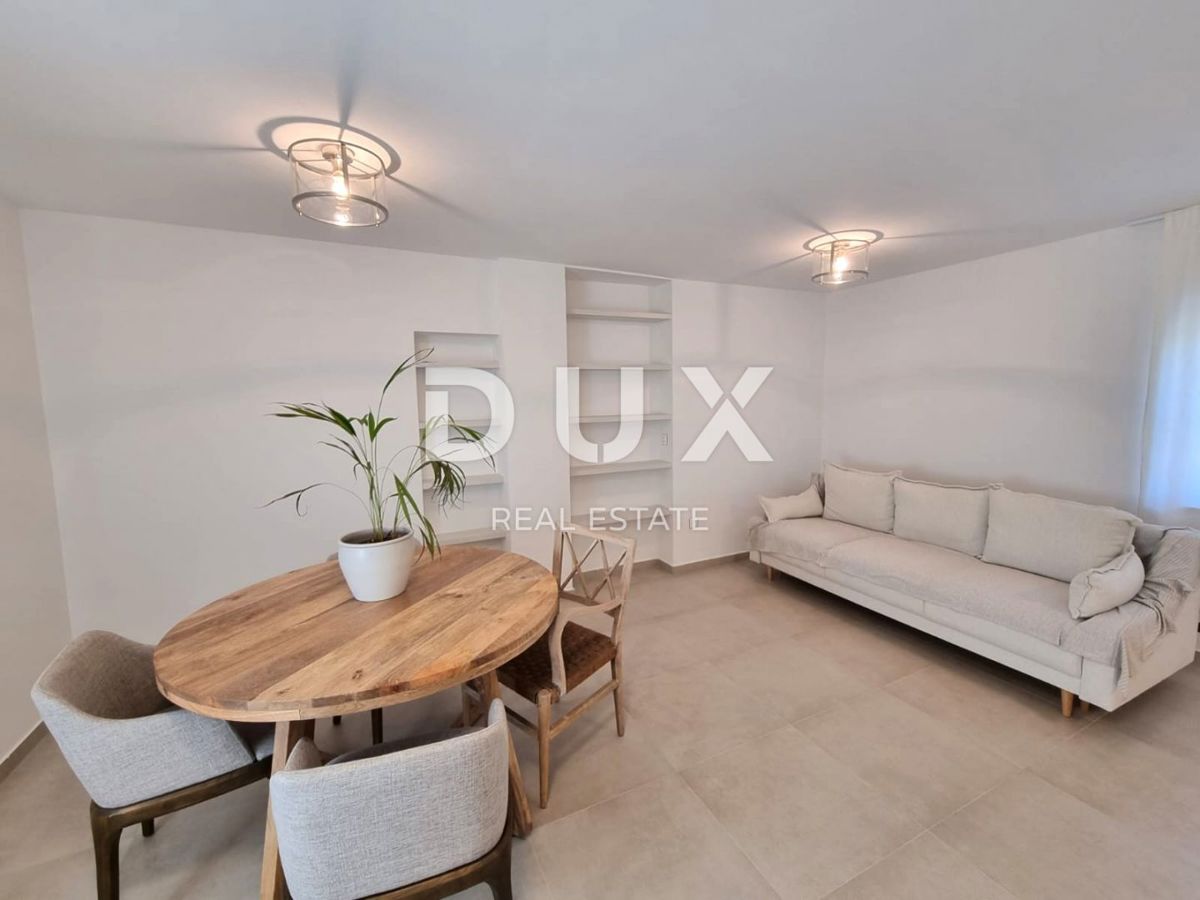 ISTRIA, PARENZO - Appartamento duplex recentemente ristrutturato