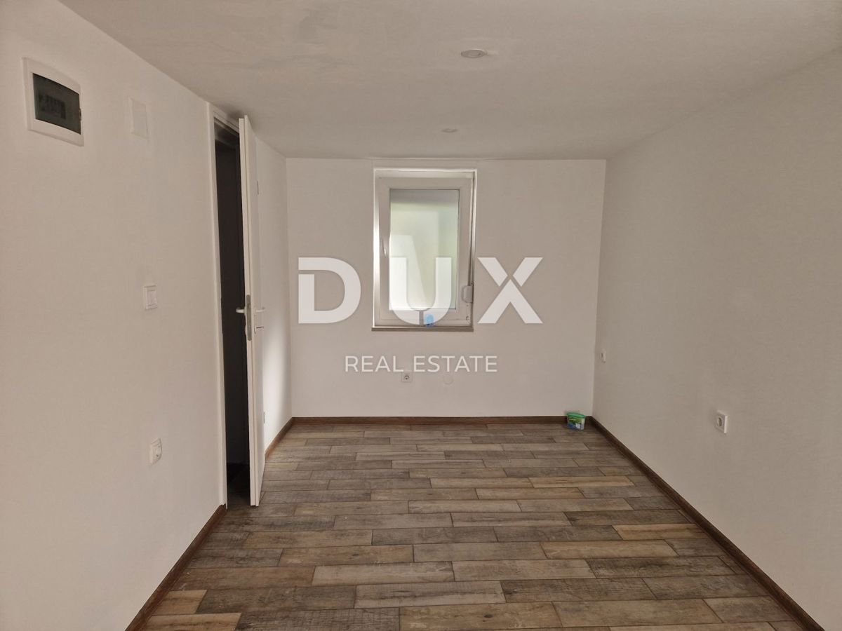 ISTRIA, KRNICA - Casa indipendente a 200 metri dal mare