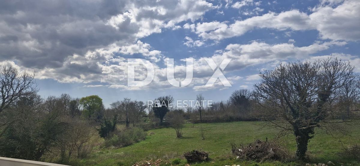 ISTRIA, SVETVINČENAT - Terreno con permesso di costruzione per una casa moderna