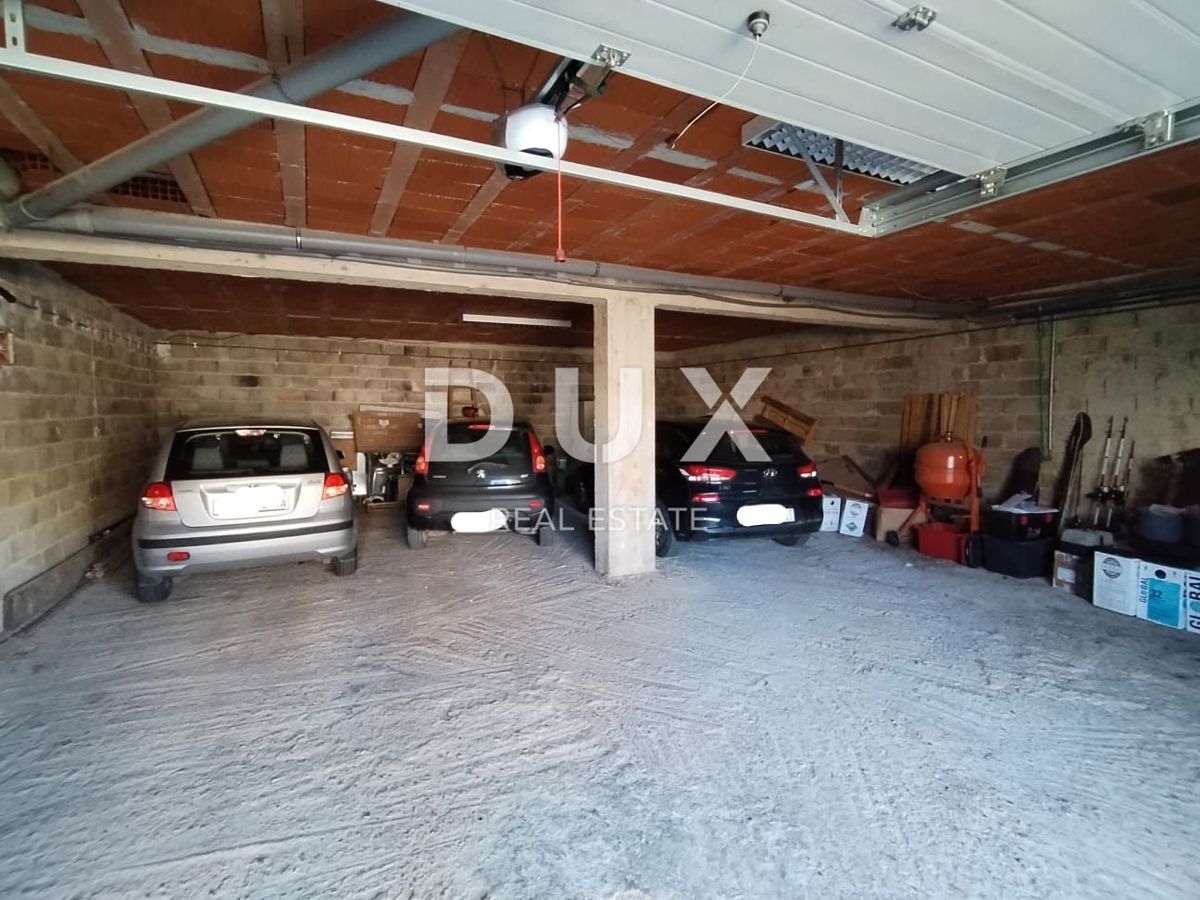 Appartamento Valdebek, Pula, 250m2