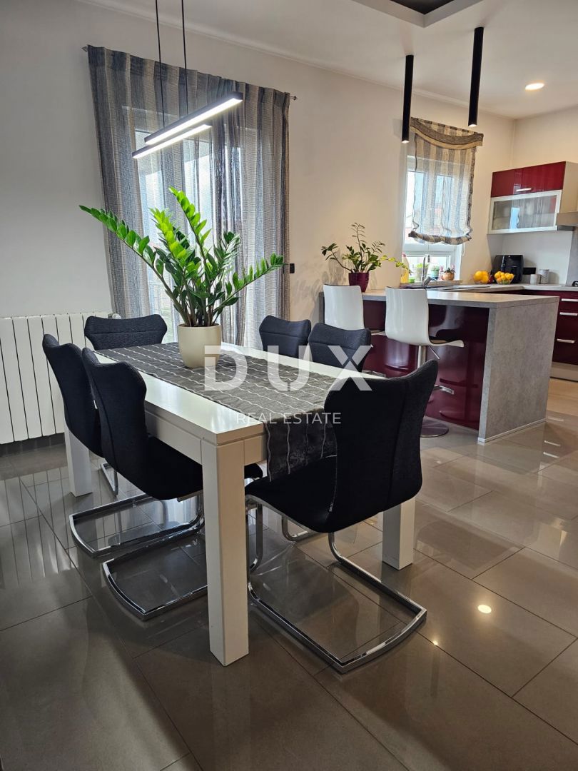 Appartamento Valdebek, Pula, 250m2