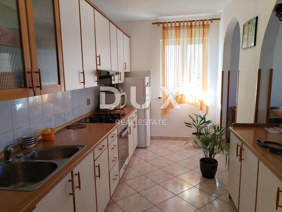 Appartamento Valdebek, Pula, 250m2