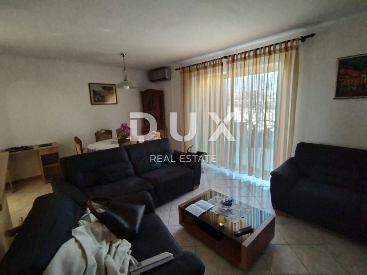 Appartamento Valdebek, Pula, 250m2