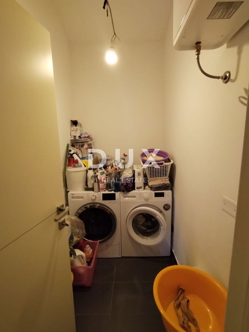 Appartamento Valdebek, Pula, 250m2