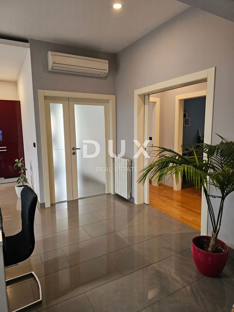 Appartamento Valdebek, Pula, 250m2