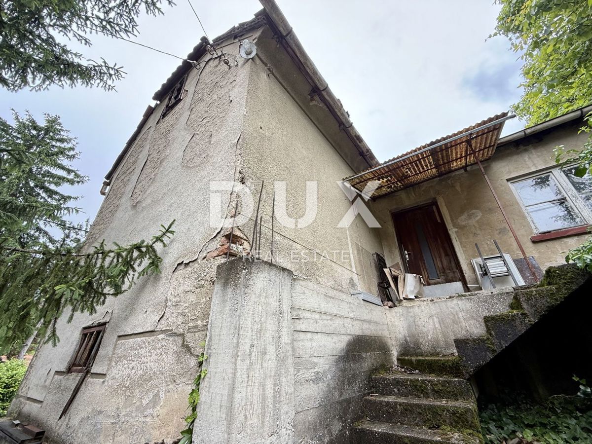 ZAGABRIA, KUSTOŠIJA - Casa da ristrutturare con ulteriore terreno edificabile!