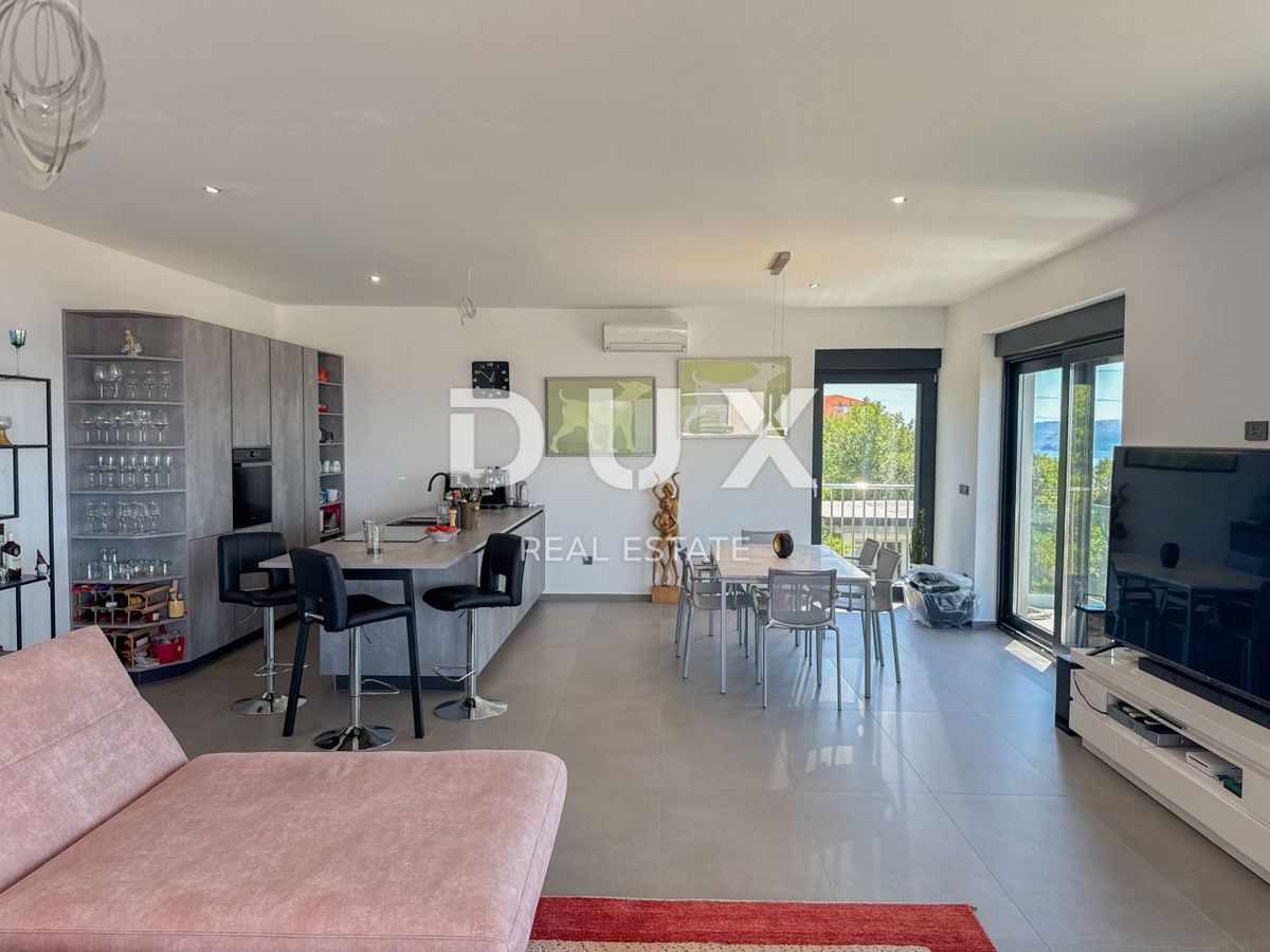CRIKVENICA, QUARNERO - Villa moderna con piscina e vista panoramica sul mare (casa + appartamento)