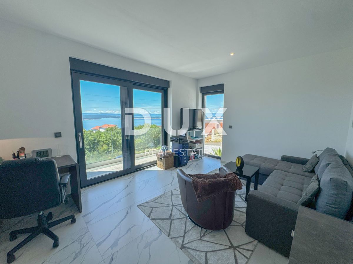 CRIKVENICA, QUARNERO - Villa moderna con piscina e vista panoramica sul mare (casa + appartamento)