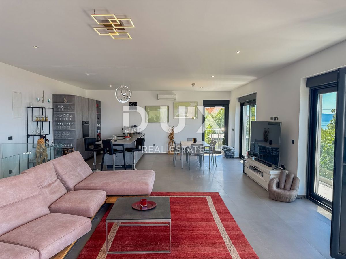 CRIKVENICA, QUARNERO - Villa moderna con piscina e vista panoramica sul mare (casa + appartamento)