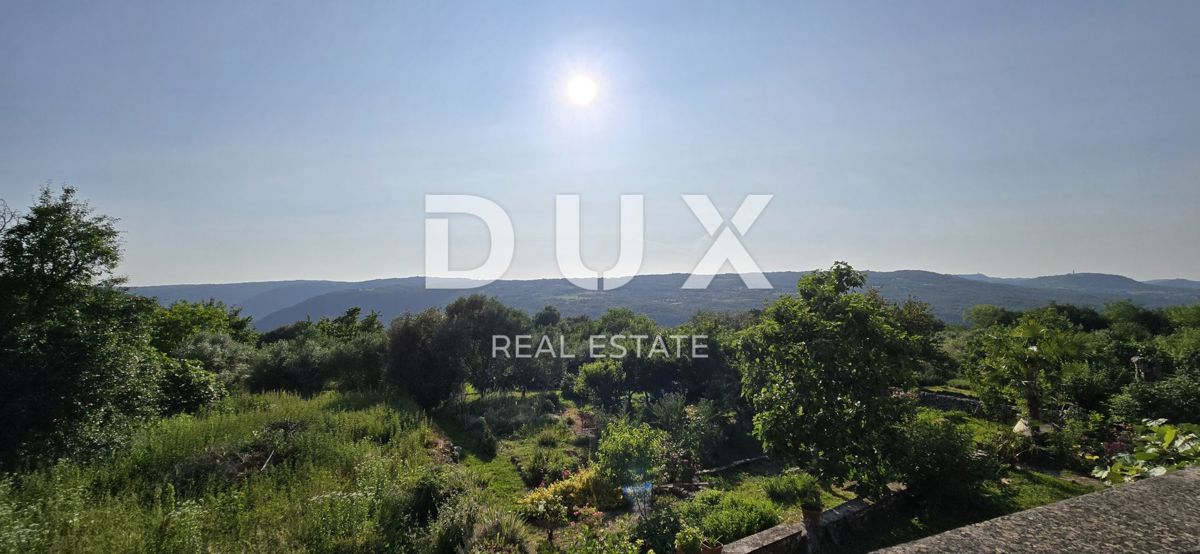 ISTRIA, LABIN - Autentica casa istriana in pietra con dependance e ampio giardino