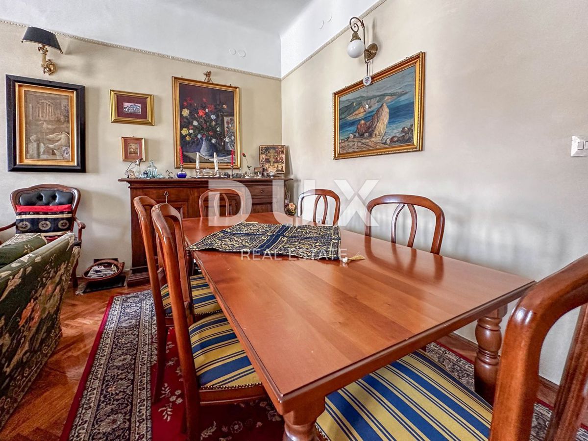 RIJEKA, CENTRO - appartamento, 4 camere da letto + soggiorno, 3° piano, ARREDATO LUSSUOSAMENTE!