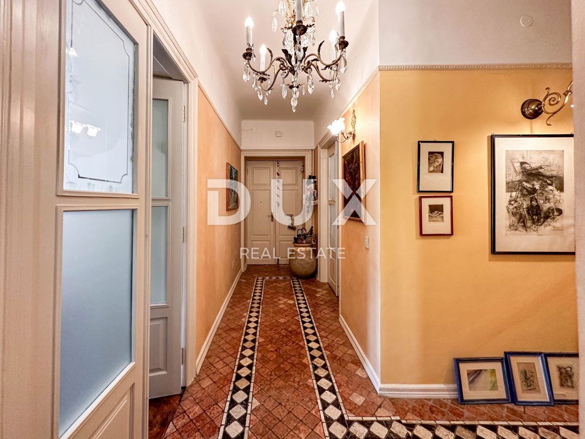 RIJEKA, CENTRO - appartamento, 4 camere da letto + soggiorno, 3° piano, ARREDATO LUSSUOSAMENTE!