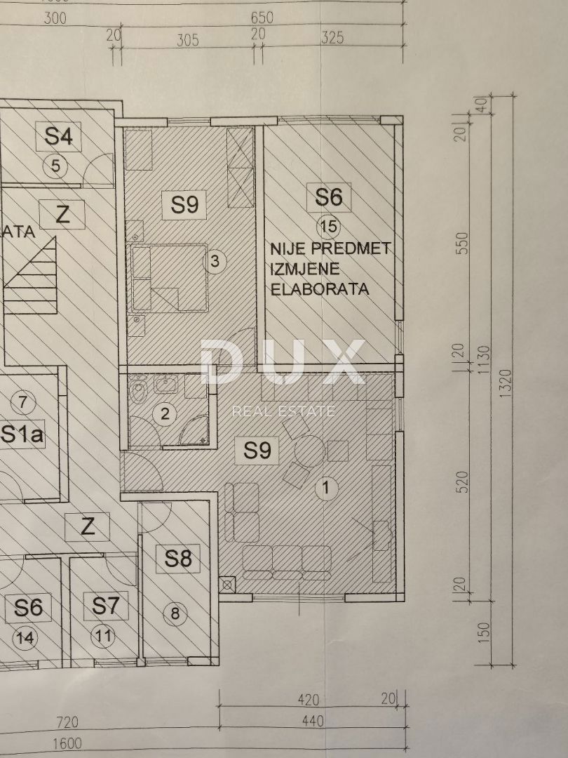 ISTRIA, UMAGO - appartamento con tre camere da letto al piano seminterrato