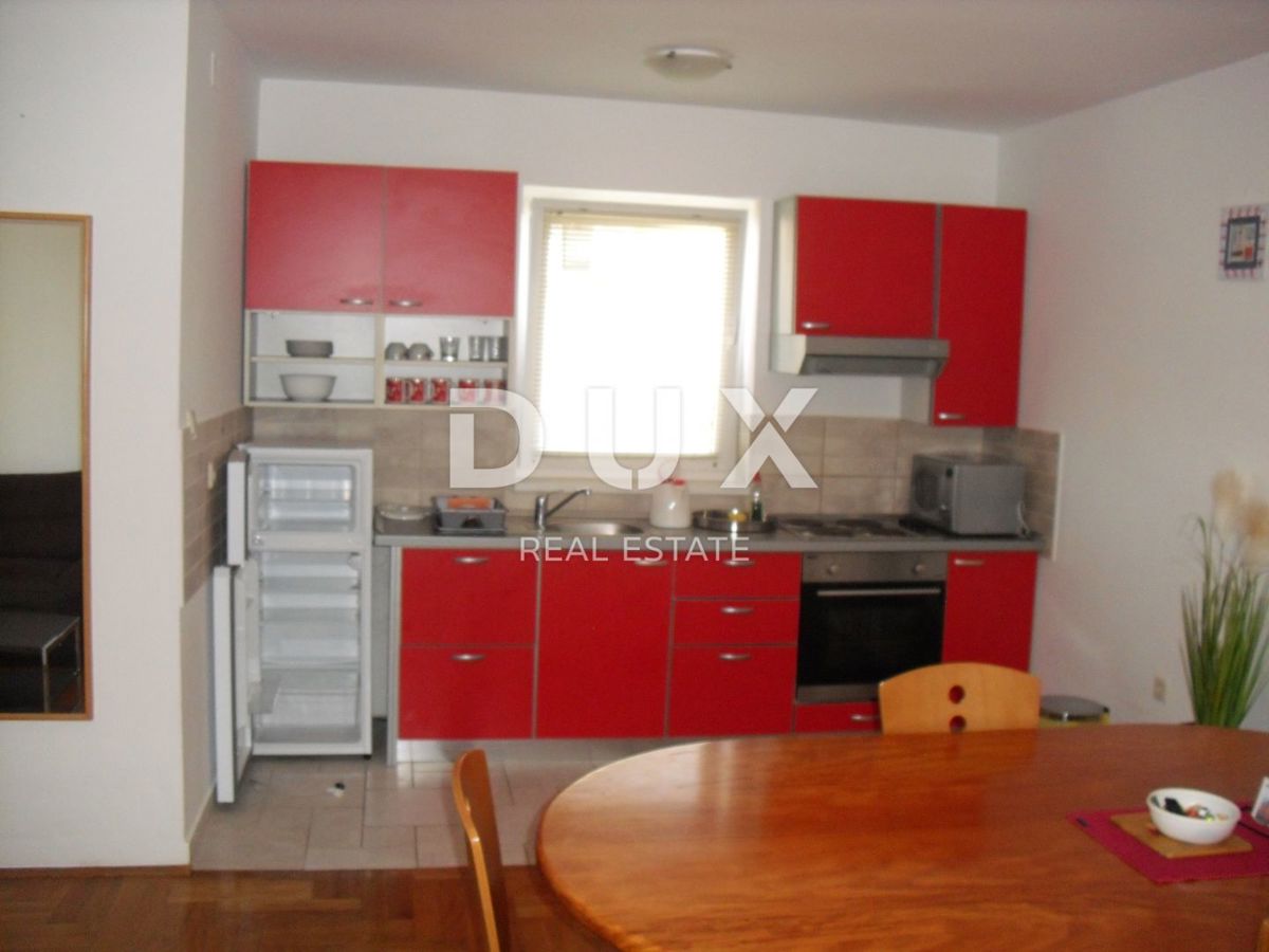 ISOLA DI KRK, MALINSKA - Appartamento 2 camere da letto + soggiorno con parcheggio