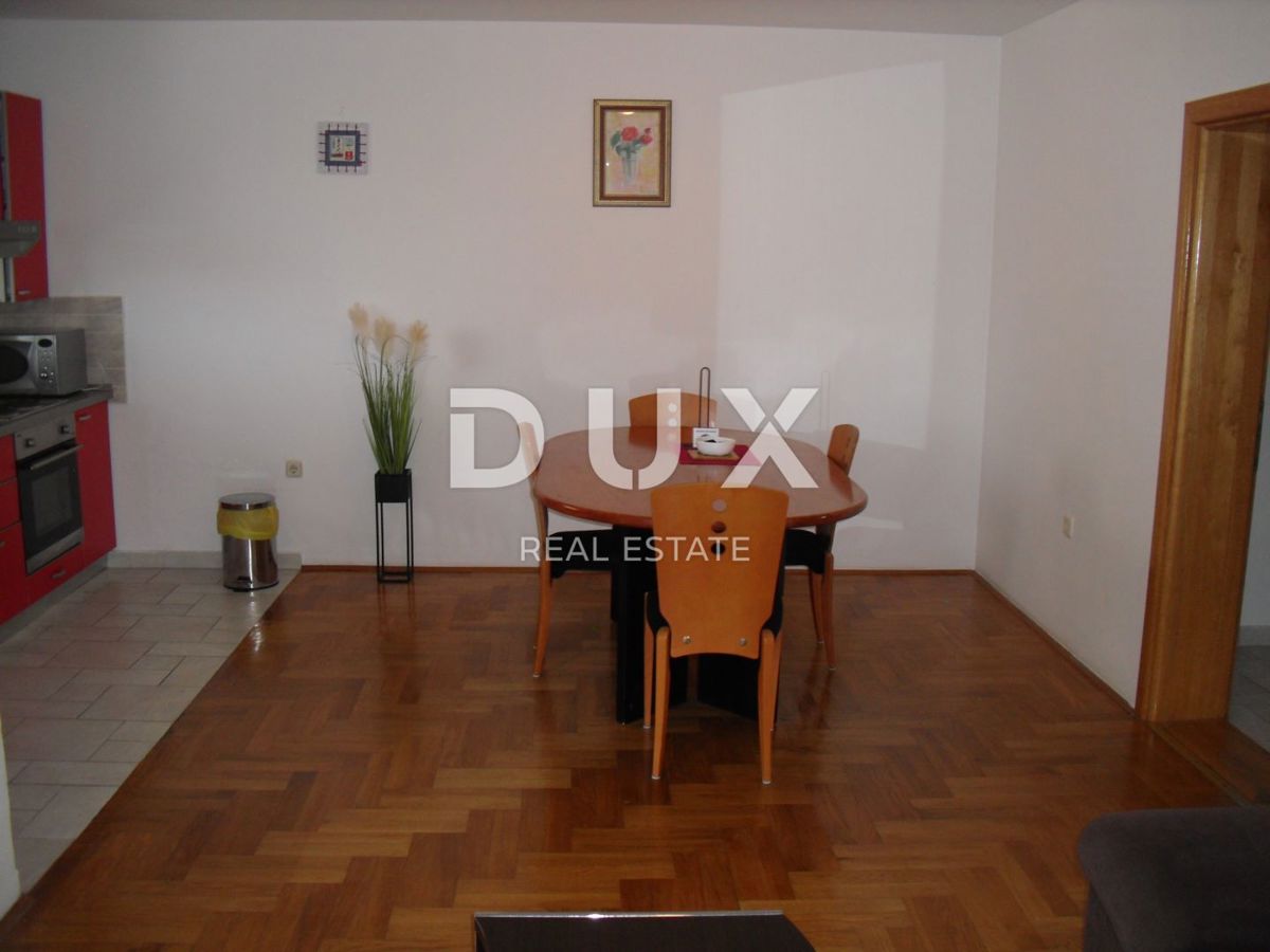 ISOLA DI KRK, MALINSKA - Appartamento 2 camere da letto + soggiorno con parcheggio