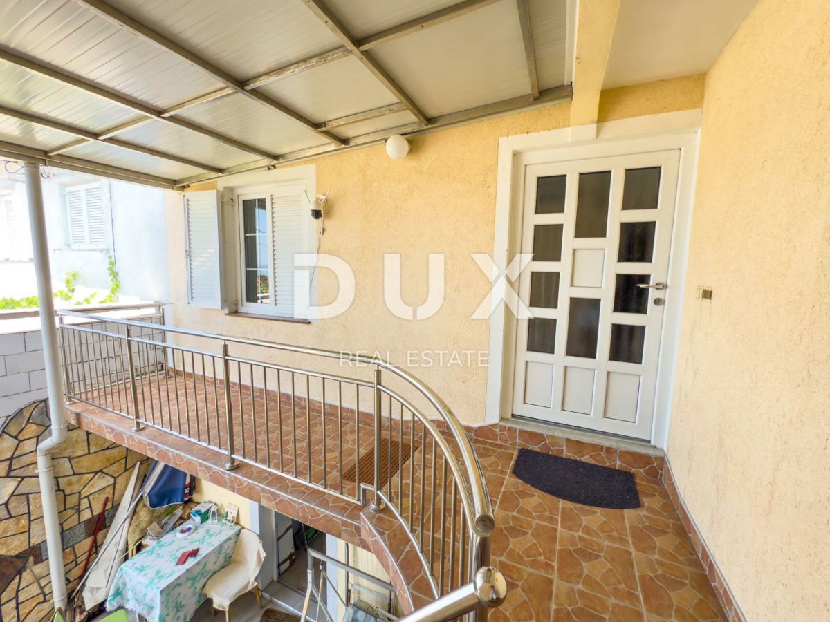 NOVI VINODOLSKI - Casa di qualità con 4 appartamenti vicino al centro