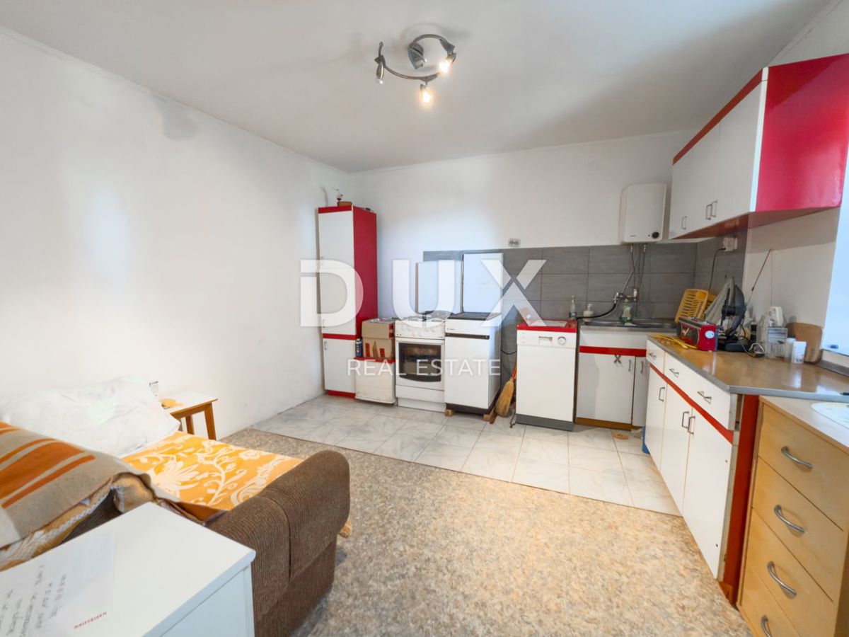 NOVI VINODOLSKI - Casa di qualità con 4 appartamenti vicino al centro