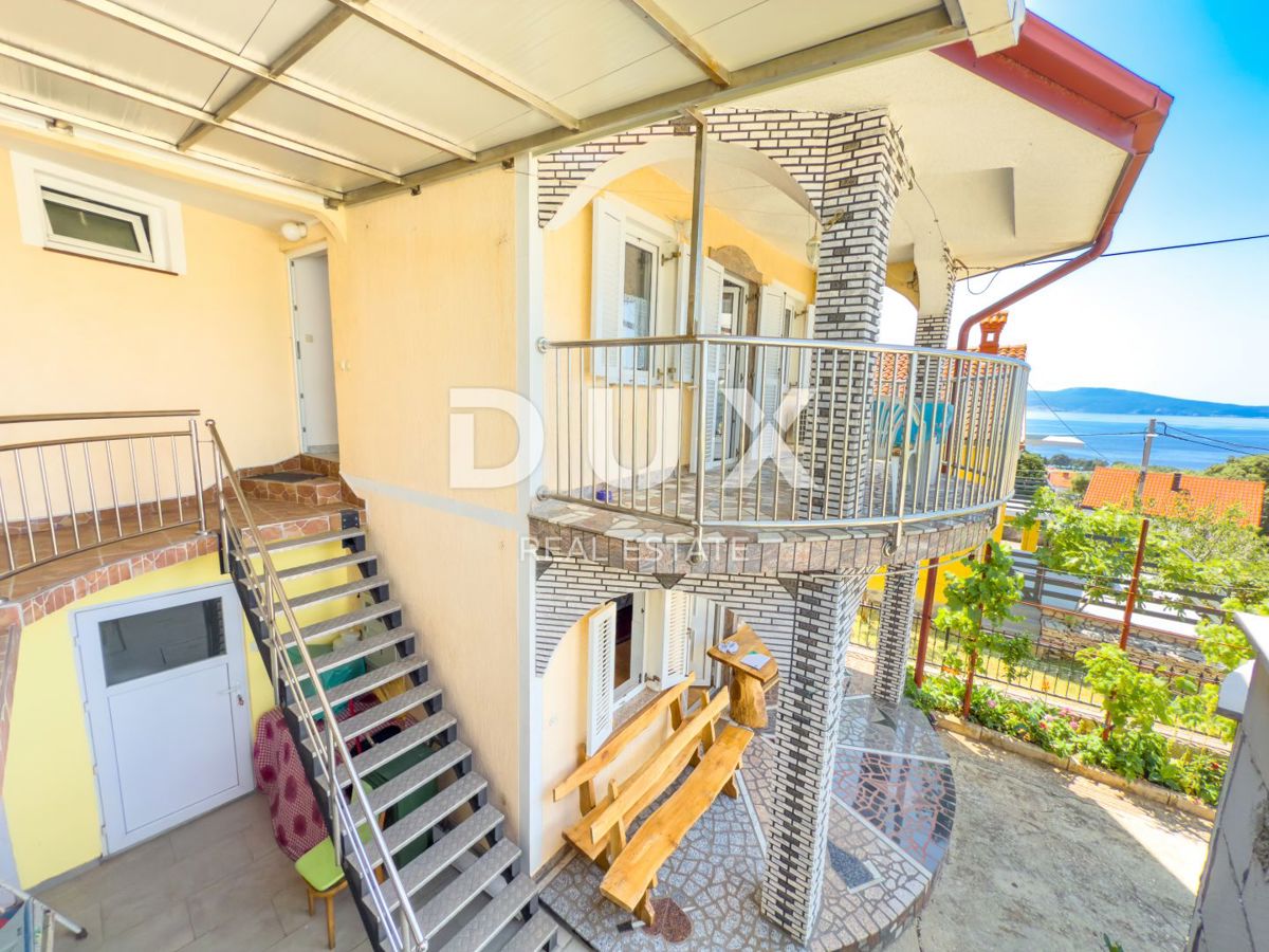 NOVI VINODOLSKI - Casa di qualità con 4 appartamenti vicino al centro