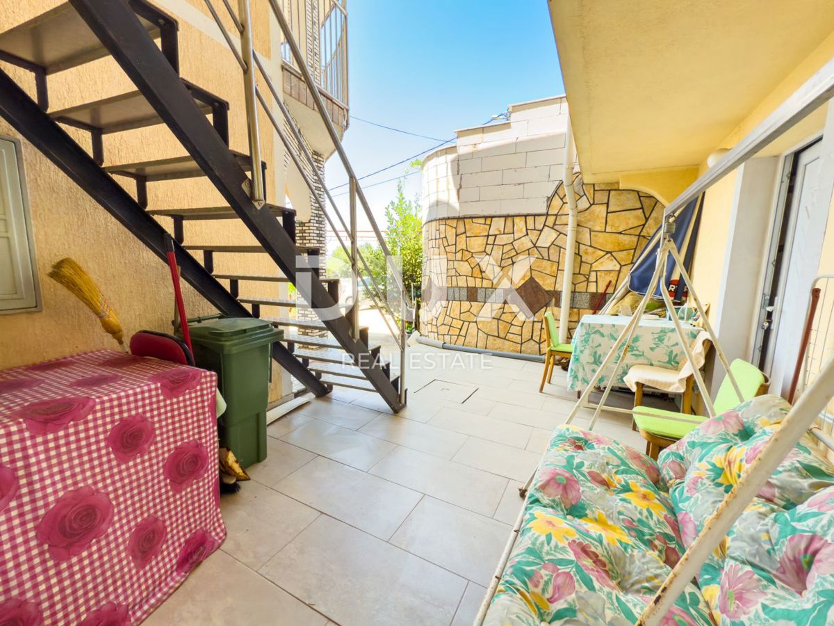 NOVI VINODOLSKI - Casa di qualità con 4 appartamenti vicino al centro