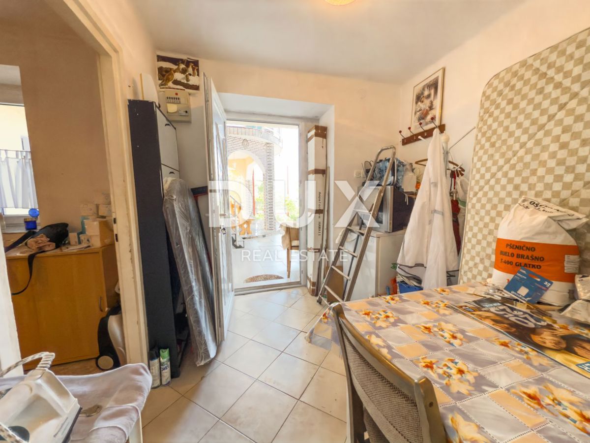 NOVI VINODOLSKI - Casa di qualità con 4 appartamenti vicino al centro