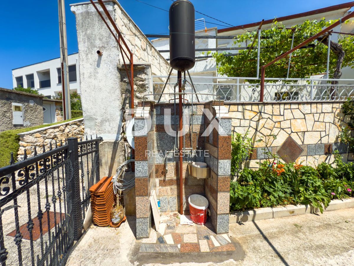 NOVI VINODOLSKI - Casa di qualità con 4 appartamenti vicino al centro