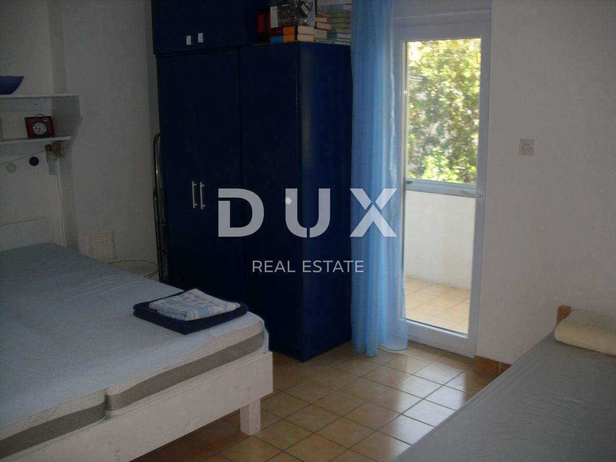 CITTÀ DI KRK - Appartamento 126 m2 con vista e 200 m dal mare