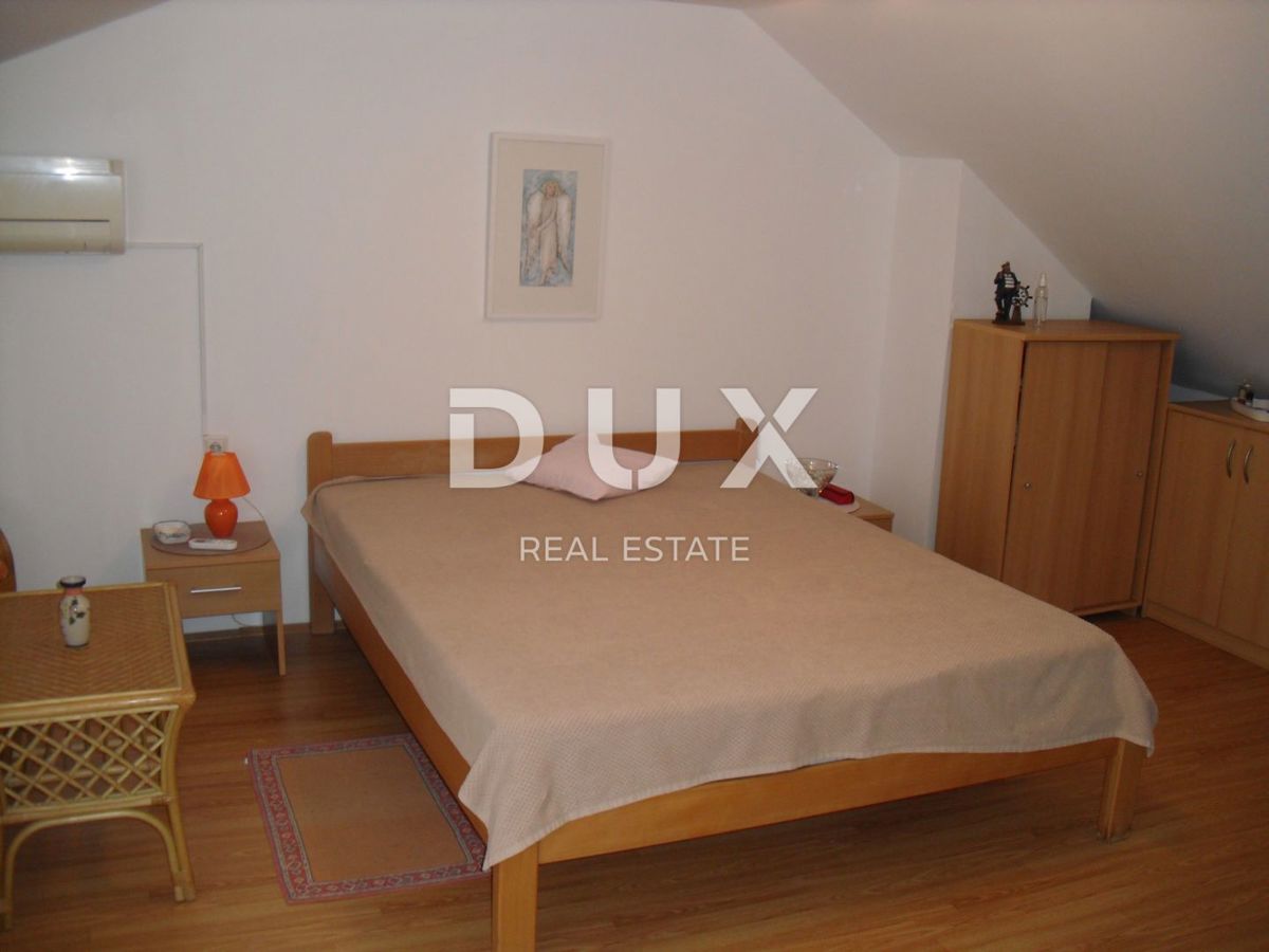 CITTÀ DI KRK - Appartamento 126 m2 con vista e 200 m dal mare