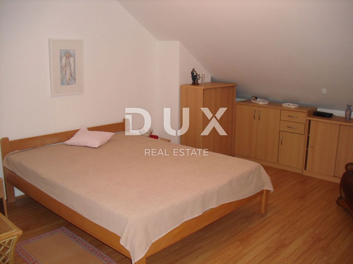 CITTÀ DI KRK - Appartamento 126 m2 con vista e 200 m dal mare