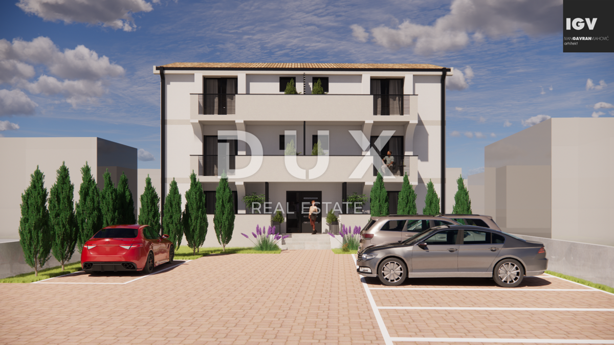 ZARA, SMILJEVAC - OCCASIONE DI AFFARI! Hotel in costruzione!