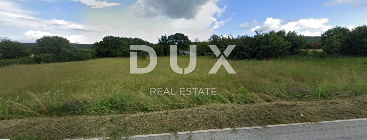 ISTRIA, LABIN - Terreno edificabile di 750 m² in un tranquillo sobborgo di Labin - ideale per una casa familiare, una villa o una casa per le vacanze