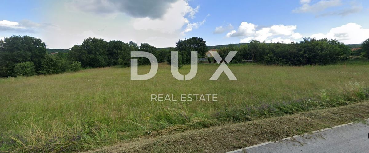 ISTRIA, LABIN - Terreno edificabile di 750 m² in un tranquillo sobborgo di Labin - ideale per una casa familiare, una villa o una casa per le vacanze