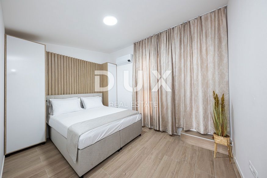 ISOLA DI PAG, POVLJANA - Appartamento duplex 83m2, 1a fila al mare