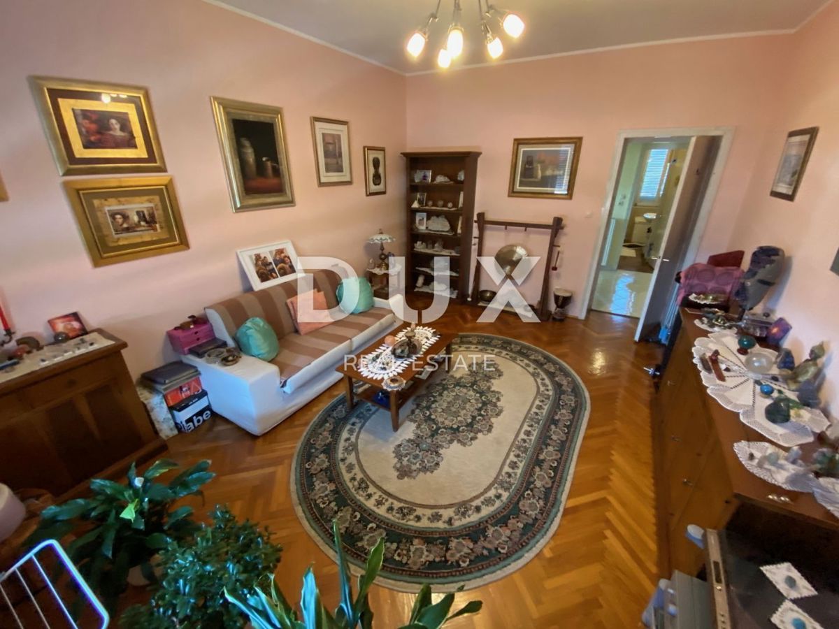 RIJEKA, ŠKURINJE - appartamento 100 m2 con vista mare, 3 camere da letto + bagno, 2 balconi! OPPORTUNITÀ!
