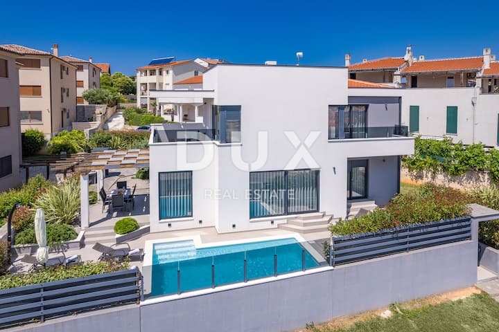ISTRIA, LIŽNJAN - Villa moderna con piscina e vista panoramica sul mare, a soli 500 metri dalle spiagge 