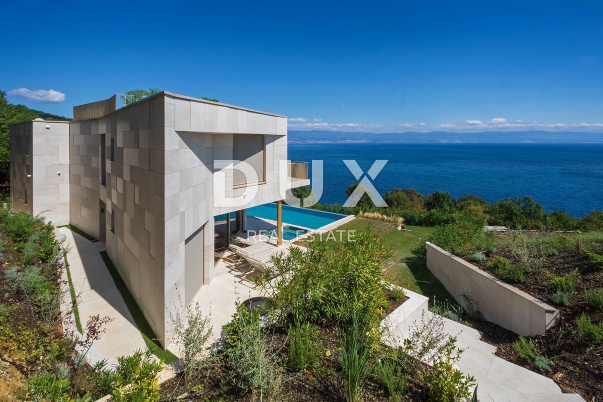 RIVIERA DI ABBAZIA - villa di nuova costruzione, un capolavoro architettonico sulla Riviera di Abbazia con il mare a portata di mano