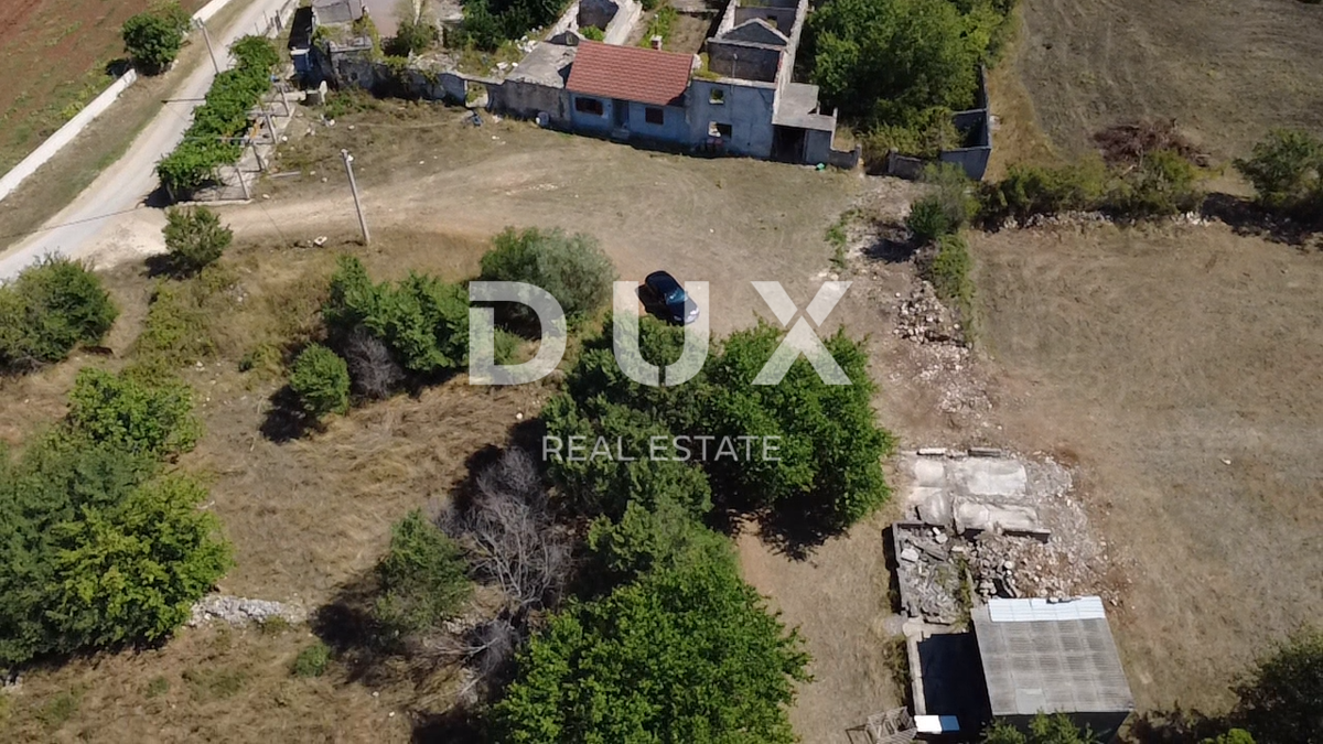 ZADAR, MURVICA - Terreno edificabile in posizione tranquilla! - 650m²