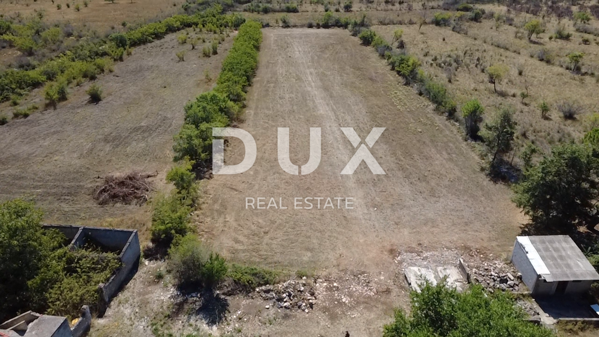 ZADAR, MURVICA - Terreno edificabile in posizione tranquilla! - 650m²