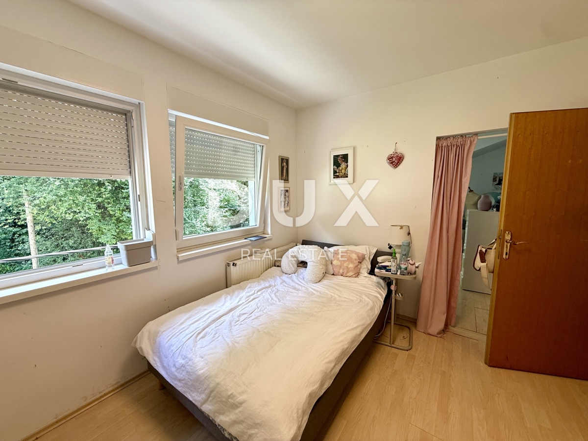 ZAGABRIA, ČRNOMEREC - Spaziosa casa su tre piani con garage!